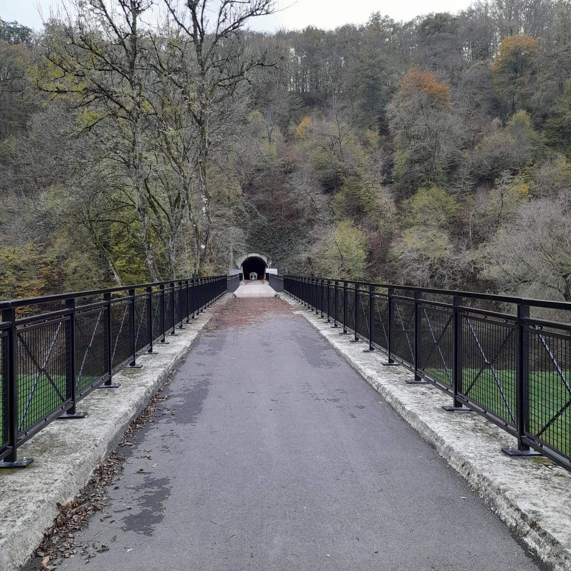 Le Sentier Des Lavandes Vresse-sur-Semois Luaran gambar
