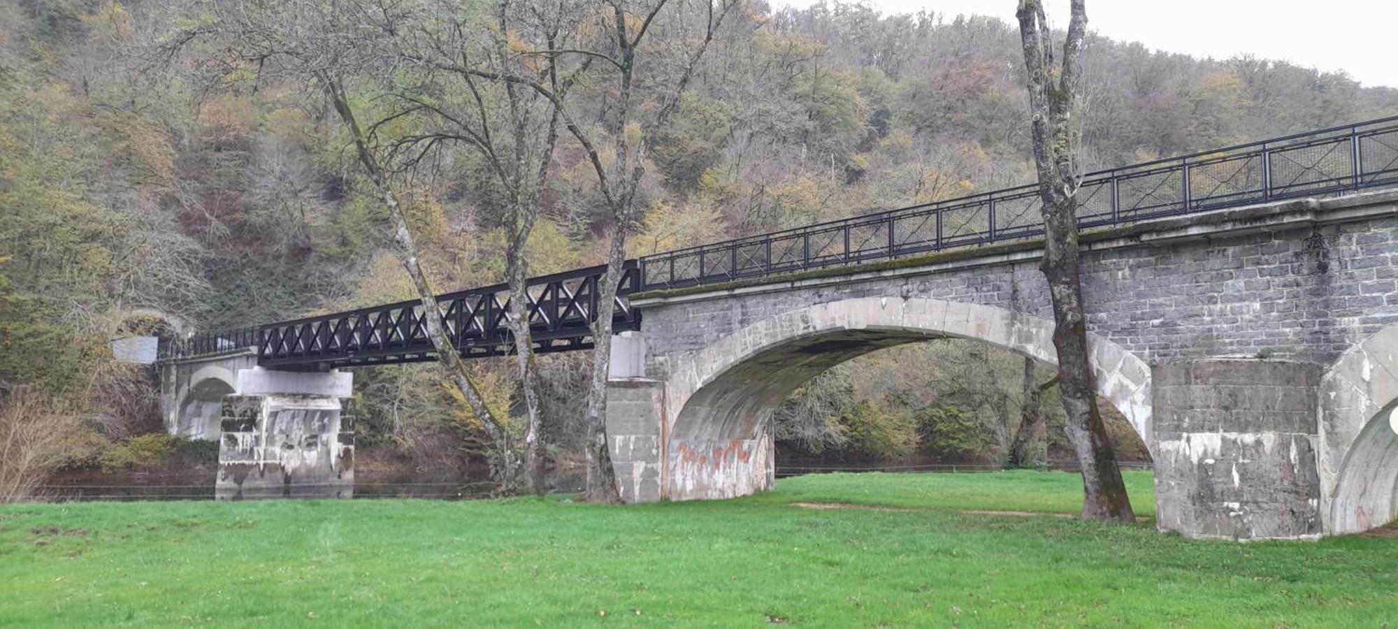 Le Sentier Des Lavandes Vresse-sur-Semois Luaran gambar